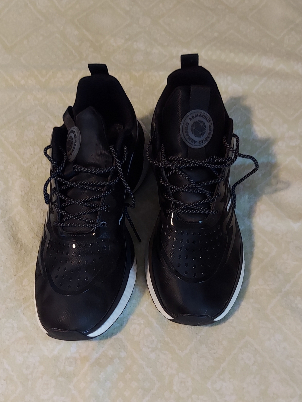 Armadilo Men's Black Athletic Sneakers